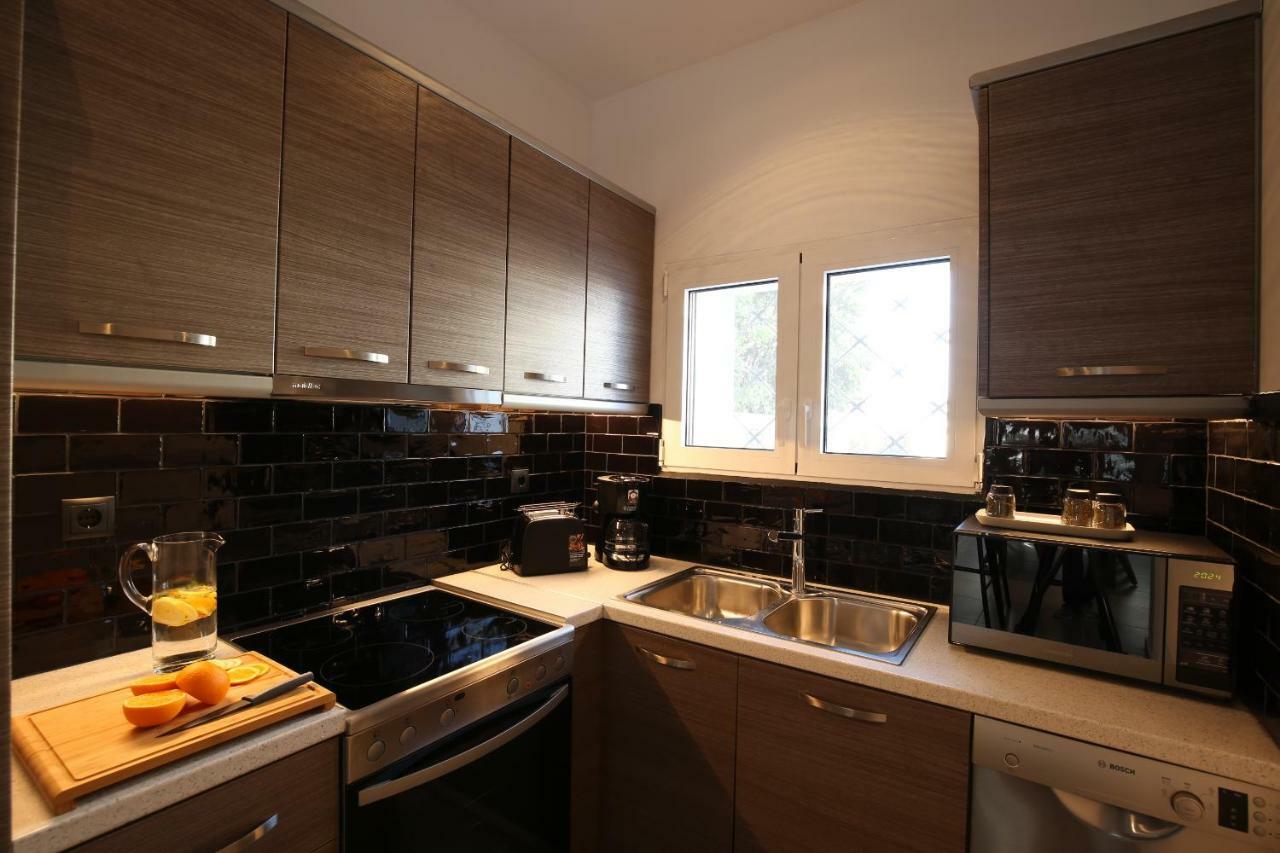Little Small Villa In Psychiko, Ateny Zewnętrze zdjęcie